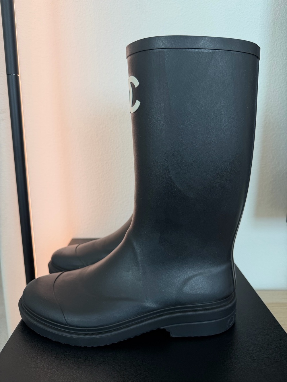 CHANEL Black Knee-High Rubber Boots with White CC Emblem - Picture 2 of 9